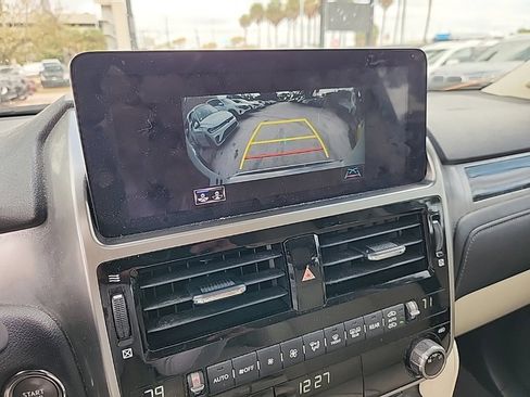 Used 2022 Lexus GX 460 Premium image 8