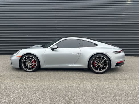 Certified 2021 Porsche 911 Carrera S image 2