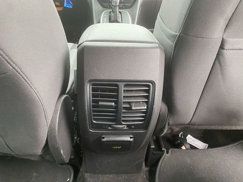 Used 2017 Ford C-MAX SE image 27