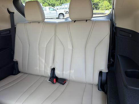 Certified 2024 Acura MDX FWD w/ Technology Package image 32