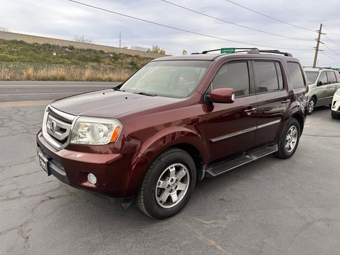 Used 2011 Honda Pilot Touring image 2