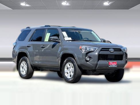 Used 2024 Toyota 4Runner SR5 AWD/4WD image 6