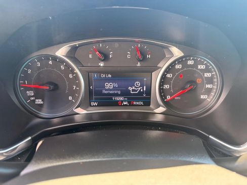 Used 2020 Chevrolet Equinox LT FWD image 21