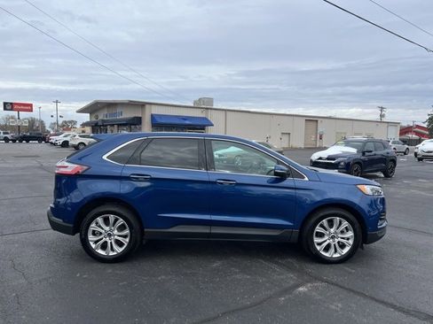 Used 2021 Ford Edge Titanium w/ Equipment Group 301A image 8