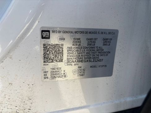 Used 2025 Chevrolet Equinox LT FWD image 23