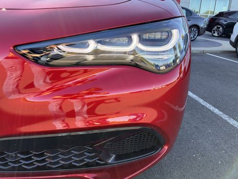 New 2025 Alfa Romeo Stelvio Sprint image 10