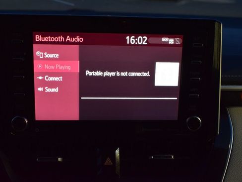 Used 2020 Toyota Corolla XSE FWD image 34