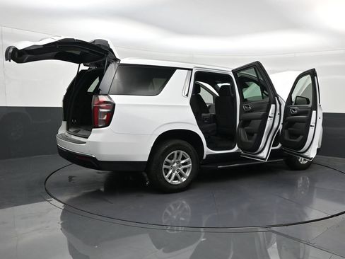Used 2024 Chevrolet Tahoe LS RWD image 32