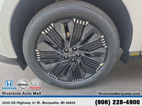 Used 2026 Nissan Murano Platinum AWD/4WD image 11