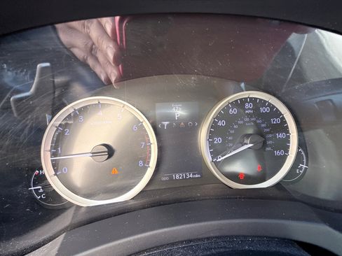 Used 2014 Lexus IS 250 w/ Preferred Accessory Package image 15