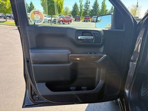 Used 2020 GMC Sierra 1500 SLE w/ SLE Value Package AWD/4WD image 17