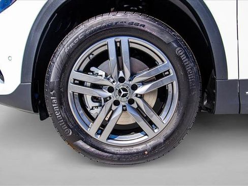 New 2026 Mercedes-Benz GLA 250 4MATIC image 9