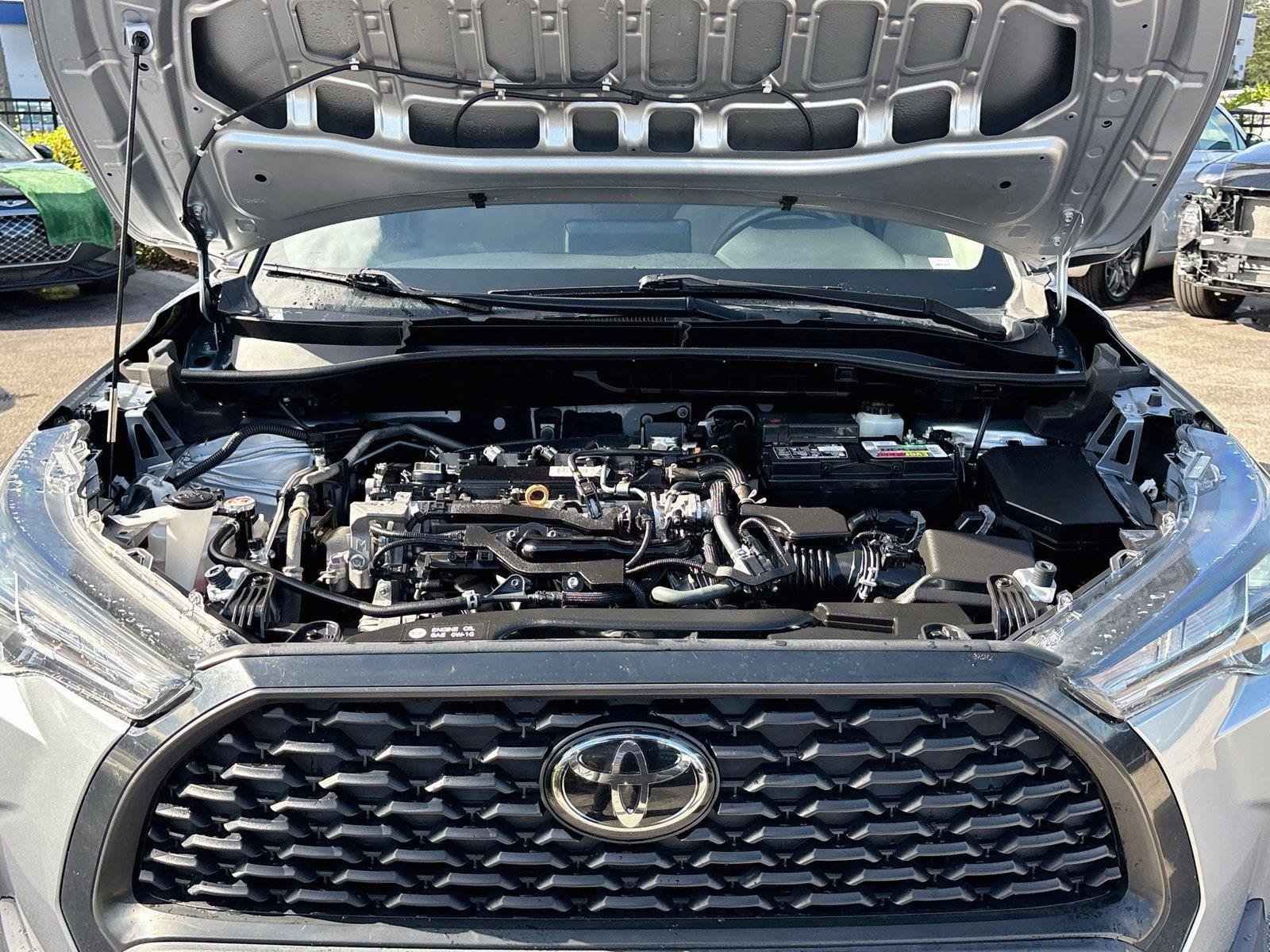 Used 2023 Toyota Corolla Cross L FWD image 28