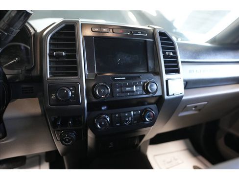 Used 2020 Ford F250 XL w/ STX Appearance Package AWD/4WD image 20