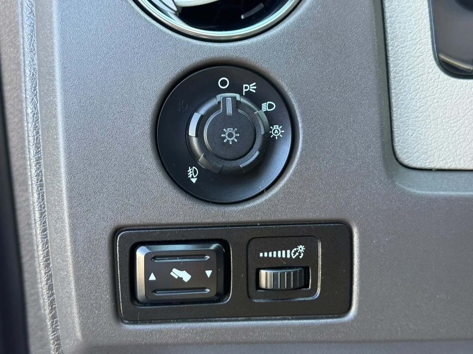 Used 2010 Ford F150 XLT RWD image 29