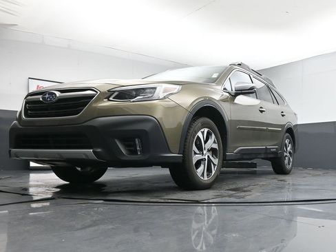 Used 2020 Subaru Outback Touring image 20