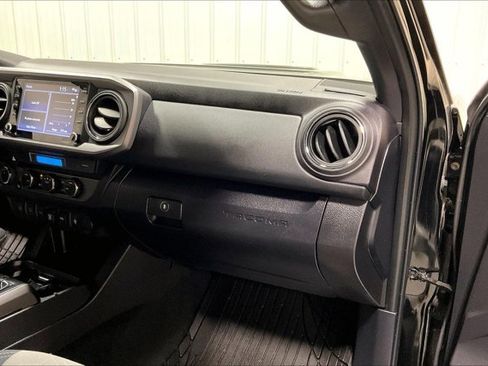 Used 2023 Toyota Tacoma TRD Sport w/ Advanced Technology Package AWD/4WD image 16