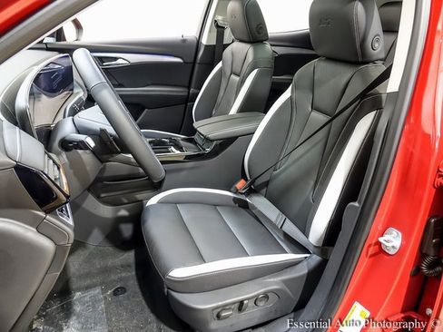 New 2025 Buick Envision Sport Touring image 8