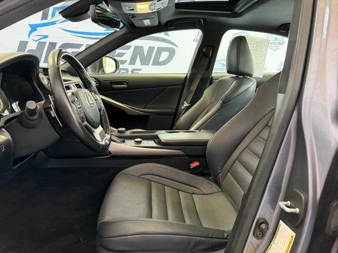 Used 2019 Lexus IS 300 F Sport w/ F Sport Package image 16
