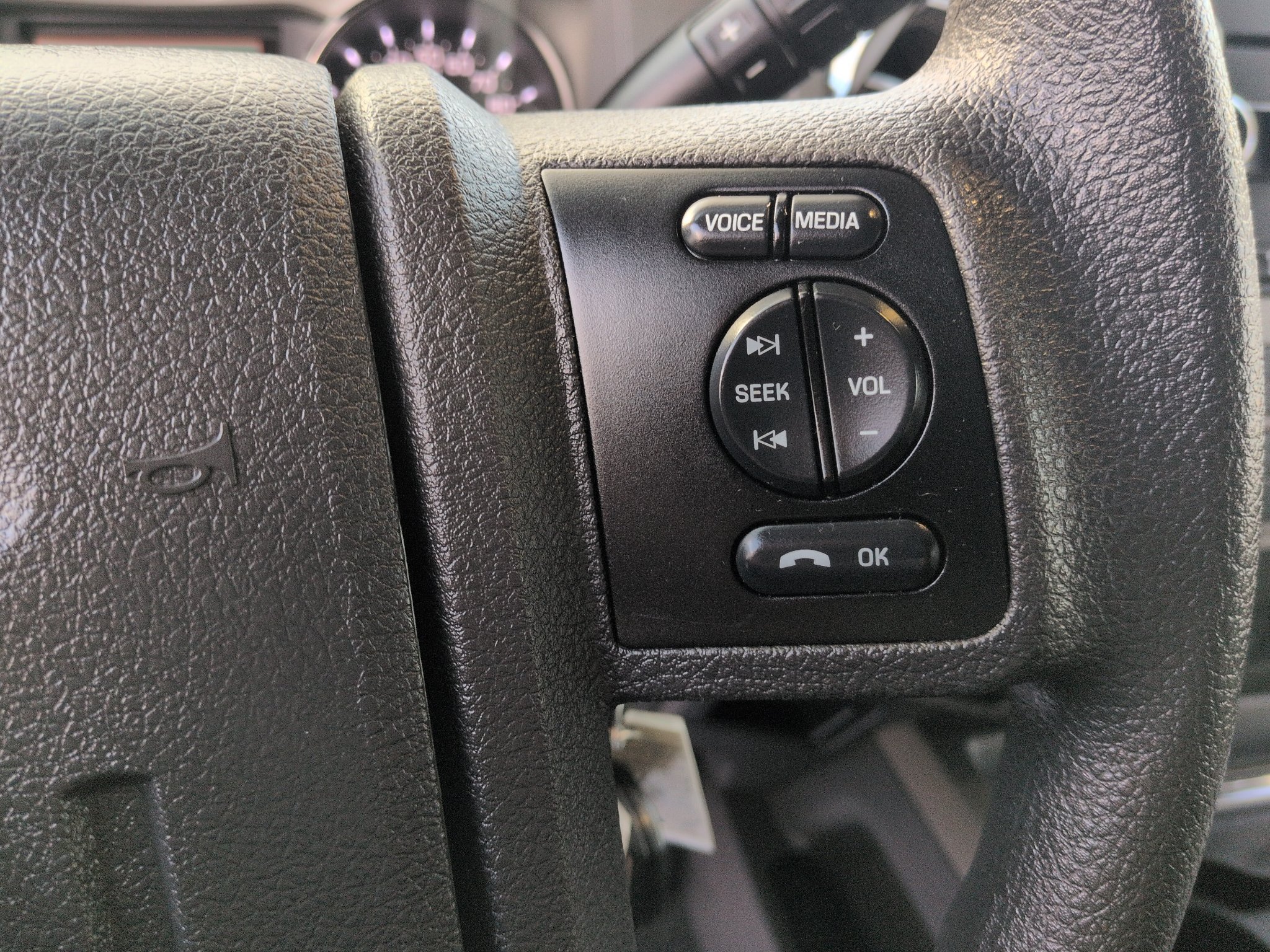Used 2012 Ford F250 XLT w/ XLT Premium Pkg AWD/4WD image 18