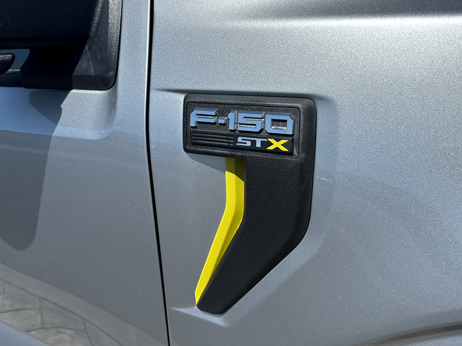 Used 2024 Ford F150 STX RWD image 4
