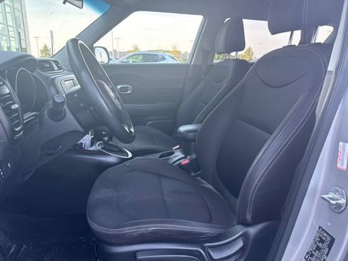 Used 2019 Kia Soul FWD image 21