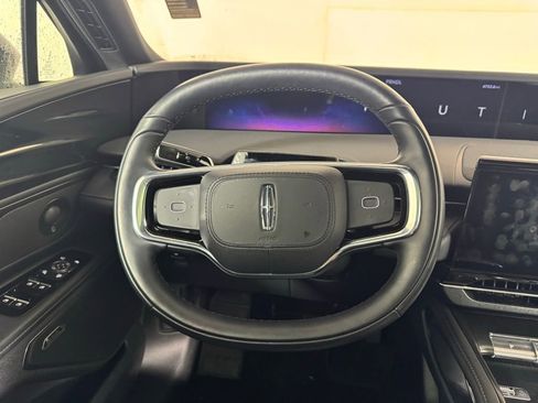 New 2025 Lincoln Nautilus Premier w/ Equipment Group 102A image 24