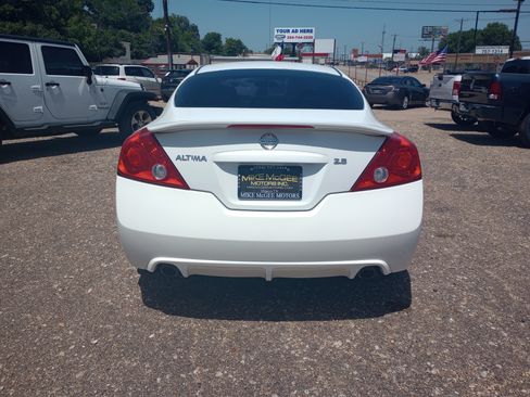Used 2012 Nissan Altima 2.5 S FWD image 6