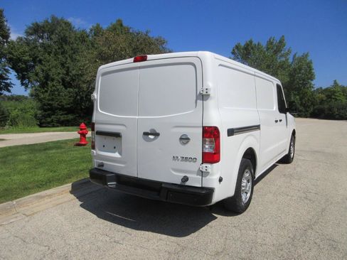 Used 2020 Nissan NV 2500 SV RWD image 7