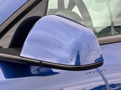 Used 2022 Tesla Model Y Performance AWD/4WD image 49