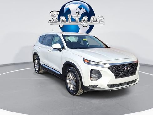 Used 2020 Hyundai Santa Fe SE image 2