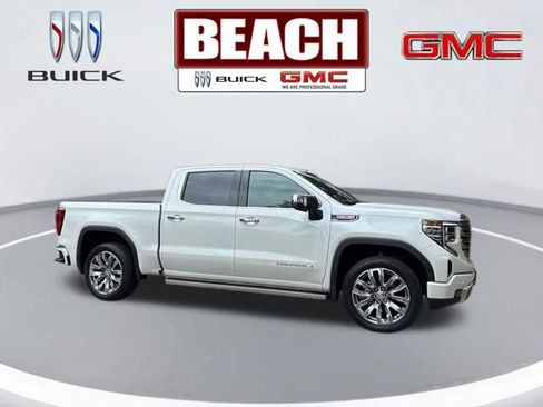 Used 2025 GMC Sierra 1500 Denali w/ Denali Reserve Package AWD/4WD image 2