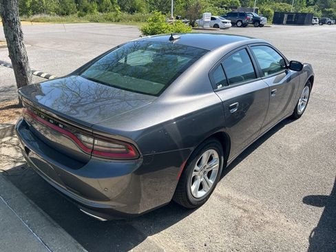 Used 2023 Dodge Charger SXT RWD image 6