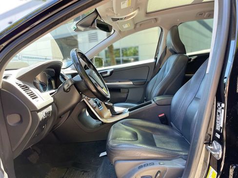 Used 2017 Volvo XC60 T6 Inscription w/ Climate Package AWD/4WD image 15