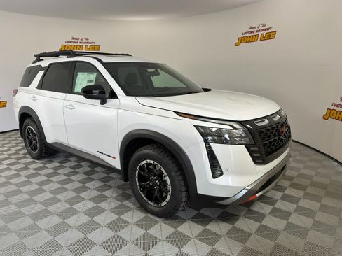 New 2026 Nissan Pathfinder Rock Creek AWD/4WD image 8