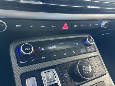 Used 2024 Hyundai Palisade SEL FWD image 20