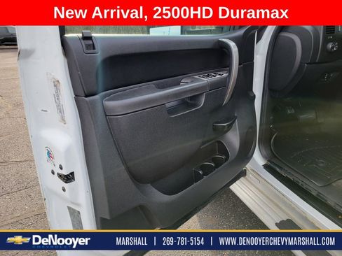 Used 2010 GMC Sierra 2500 SLE image 6