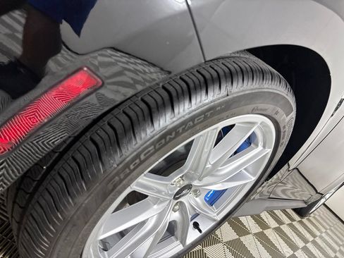 Used 2024 Ford Mustang GT Premium RWD image 28