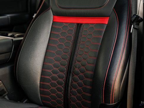 Used 2021 Ford F150 Lariat w/ Equipment Group 502A High image 43