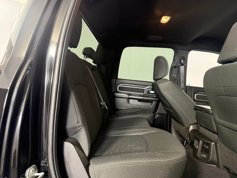 Used 2025 RAM 2500 Big Horn AWD/4WD image 25