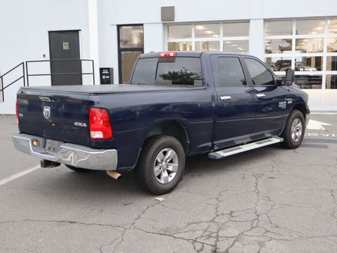 Used 2019 RAM 1500 Classic SLT AWD/4WD image 10