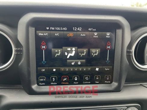 Used 2018 Jeep Wrangler Unlimited Sahara w/ Dual Top Group image 39