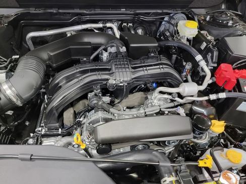 Used 2026 Subaru Outback Premium AWD/4WD image 33