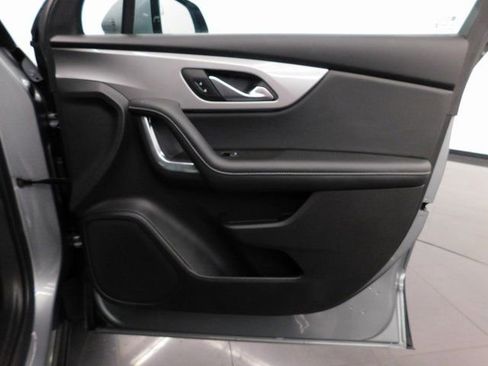 Used 2024 Chevrolet Blazer LT image 32