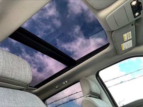 Used 2021 Ford F150 XLT w/ Equipment Group 302A High image 17