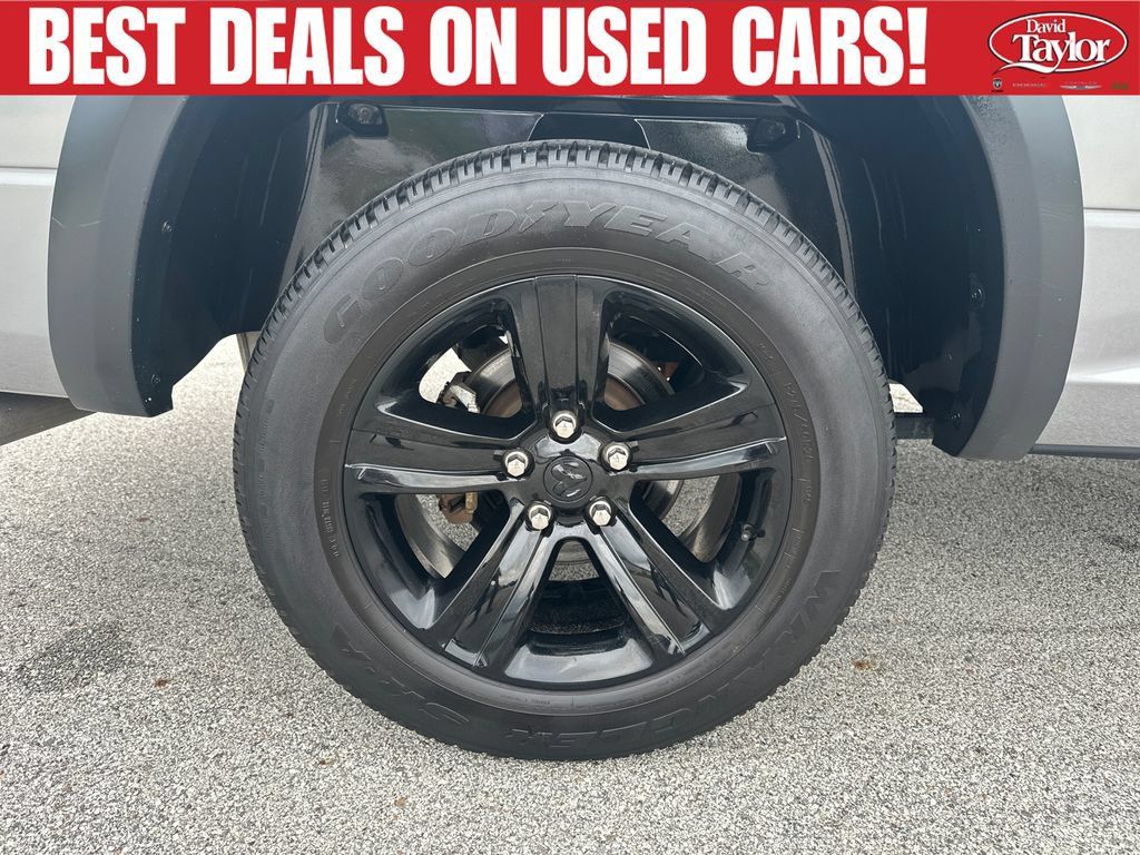 Used 2024 RAM 1500 Warlock AWD/4WD image 34