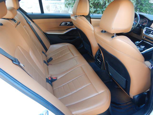 Used 2019 BMW 330i xDrive Sedan w/ Convenience Package AWD/4WD image 16