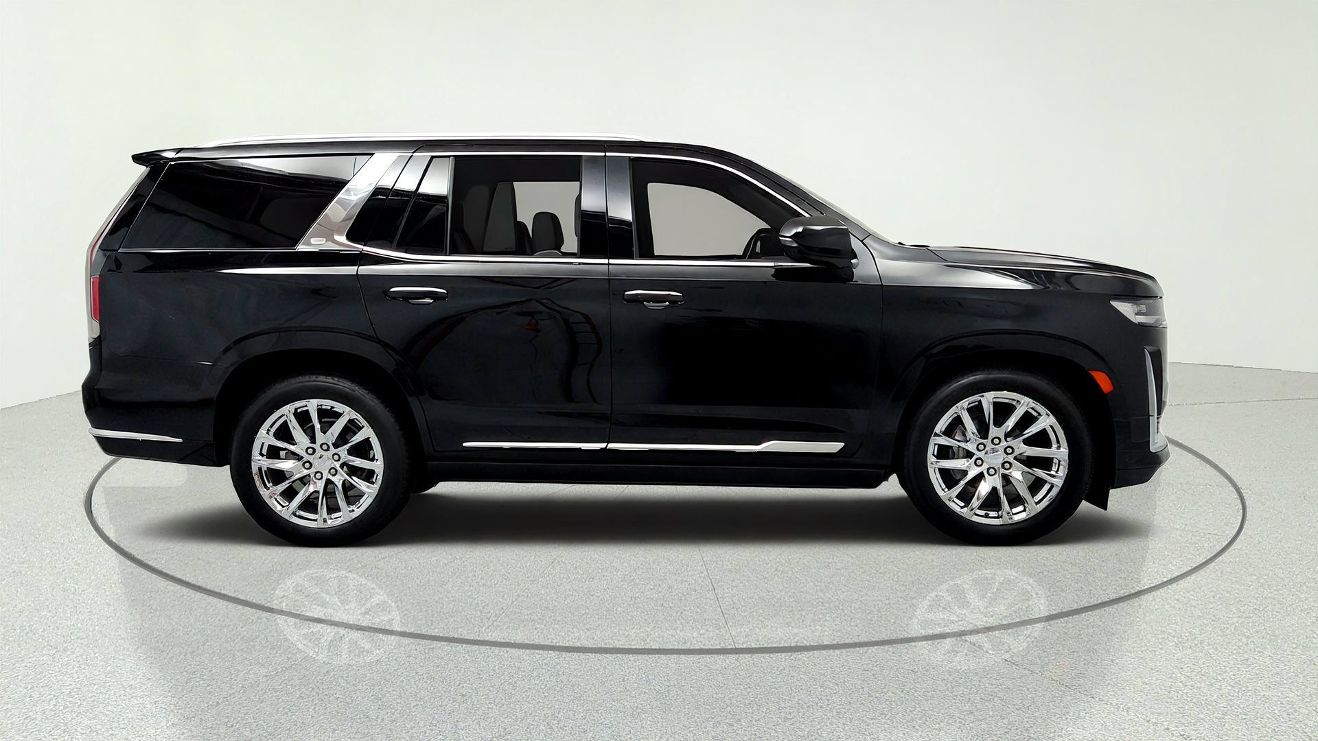 Certified 2023 Cadillac Escalade Premium Luxury w/ LPO, Radiant Package AWD/4WD image 6