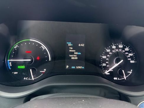 Used 2022 Toyota Sienna XLE FWD image 18