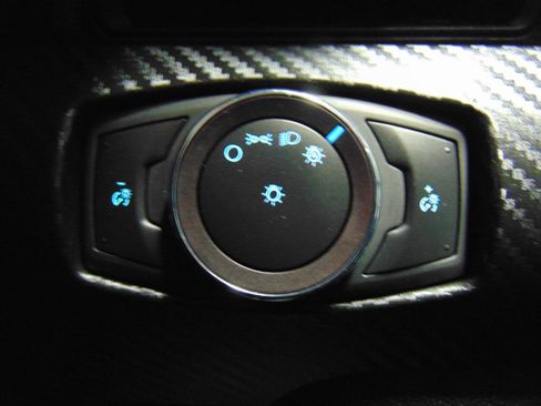 Used 2020 Ford Mustang Coupe image 11